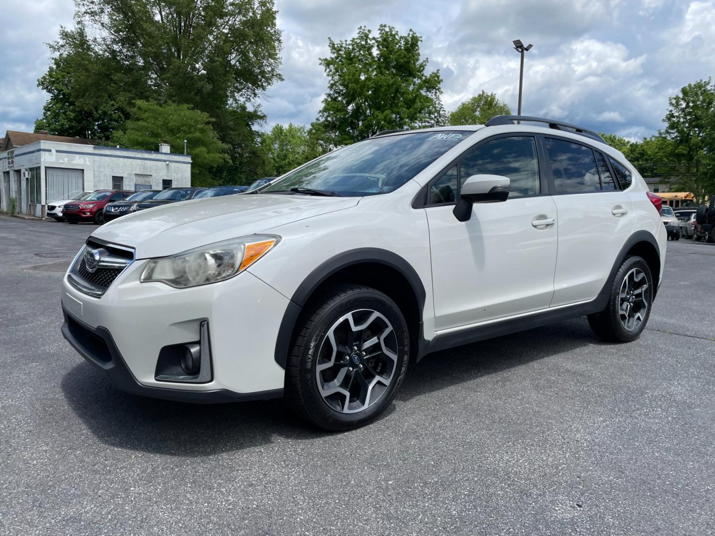 2017 White Subaru Crosstrek 2.0i Limited PZEV CVT (JF2GPALC8HH) with an 2.0L L4 DOHC 16V engine, CVT transmission, located at 101 N. Main Street, Muncy, PA, 17756, (570) 546-5462, 41.207691, -76.785942 - Photo#0